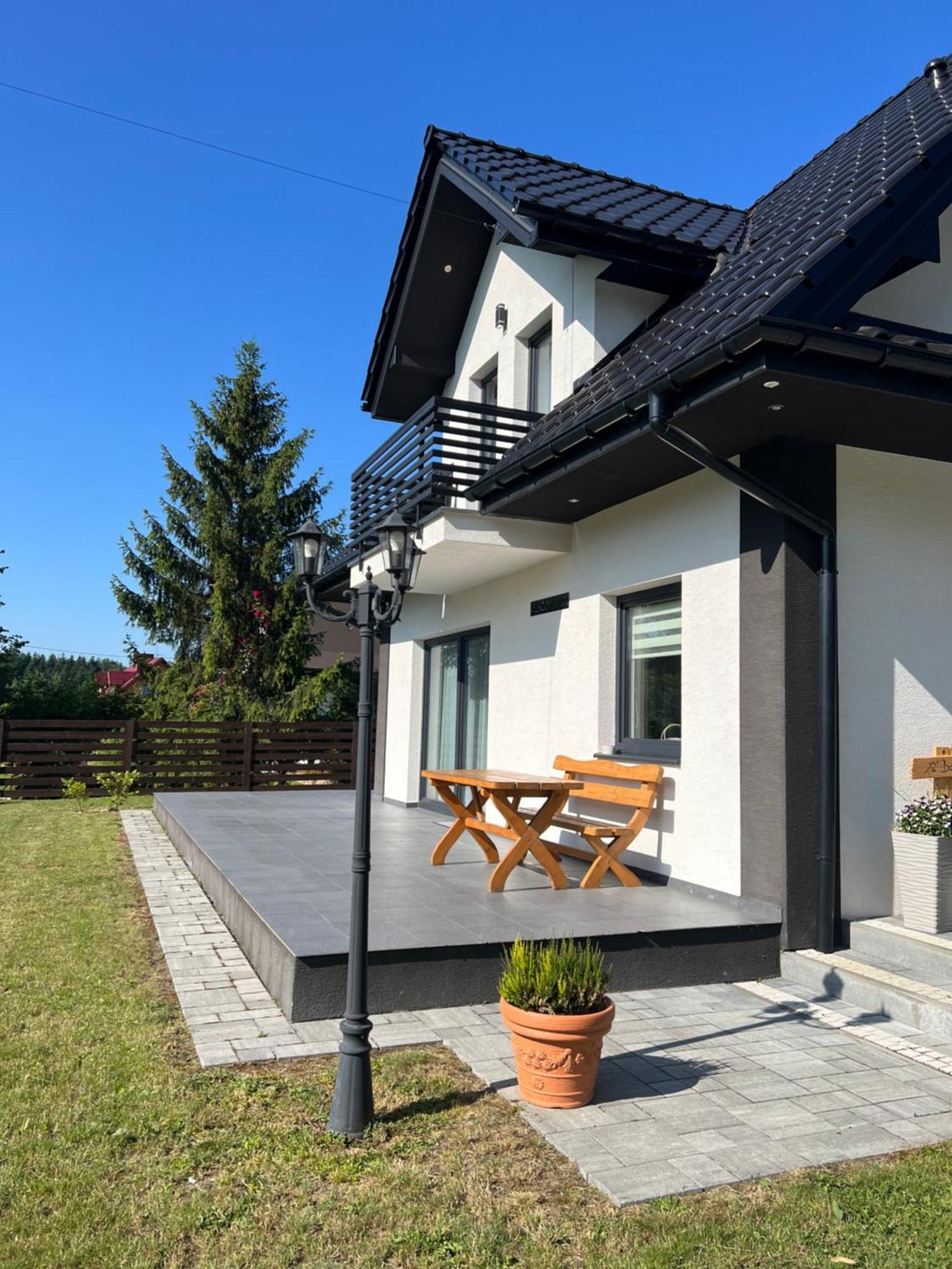 Dom Na Borowkowym Wzgorzu Apartment Palesnica ภายนอก รูปภาพ